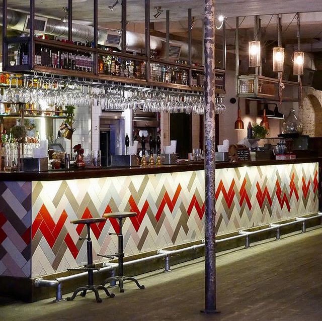 Wonderful juxtaposition of industrial tranquility <a href="/BarsmithUK/">Barsmith</a> #London #lightingdesign #interiordesign #photography #architecture #lighting