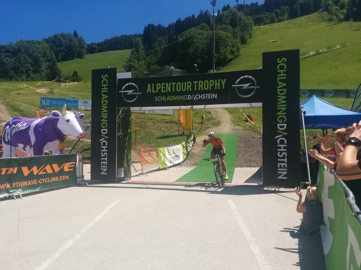 alpentourtrophy tweet media