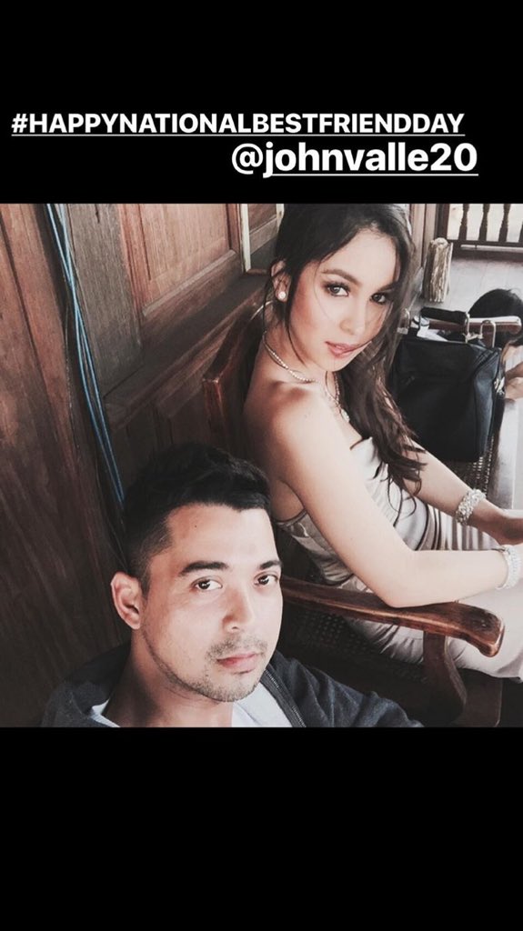 DailyJuliaB's tweet photo. #HappyNationalBestFriendDay (mali bilang ko sorry hehehehe ✌🏻) https://t.co/k9GFQWOWIb
