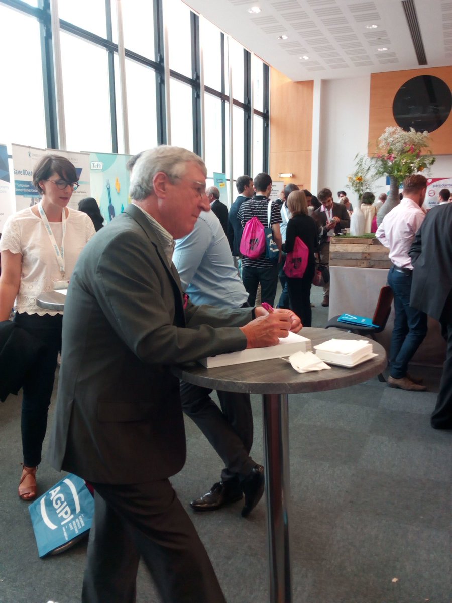 CdP_officiel's tweet photo. N'hésitez pas à venir faire dédicacer votre Borghetti - Monnet-Corti sur le stand des Éditions CdP #Sfpio ! https://t.co/crEuQ3RtOf