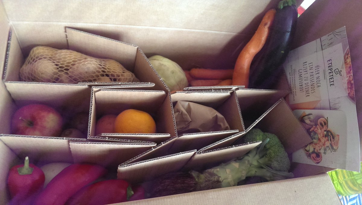 _anAnna_'s tweet photo. @etepetetebio pure Freude über meine Box, Merci! 
#Bio #nachhaltig #unnormalesGemüse #einHerzfürGemüse https://t.co/vbrFexZRLW