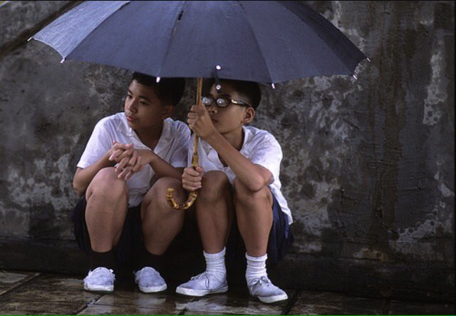 Pas lagi hujan, seneng banget berbagi payung sama temen rasanya adem gituu..
<a href="/ardanradio/">ARDAN RADIO 105.9 FM</a> #berSIMPATI #ArdanRadio