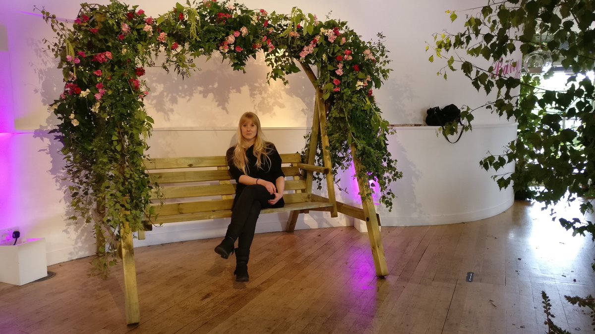 sgeventworld's tweet photo. an absolutely beautiful set up for @BarryMCosmetics 35th anniversary on Wednesday. Thanks to @CollectiveTwo and @RebelRebelE8 #BMTURNS35 https://t.co/0RapHiuSPe