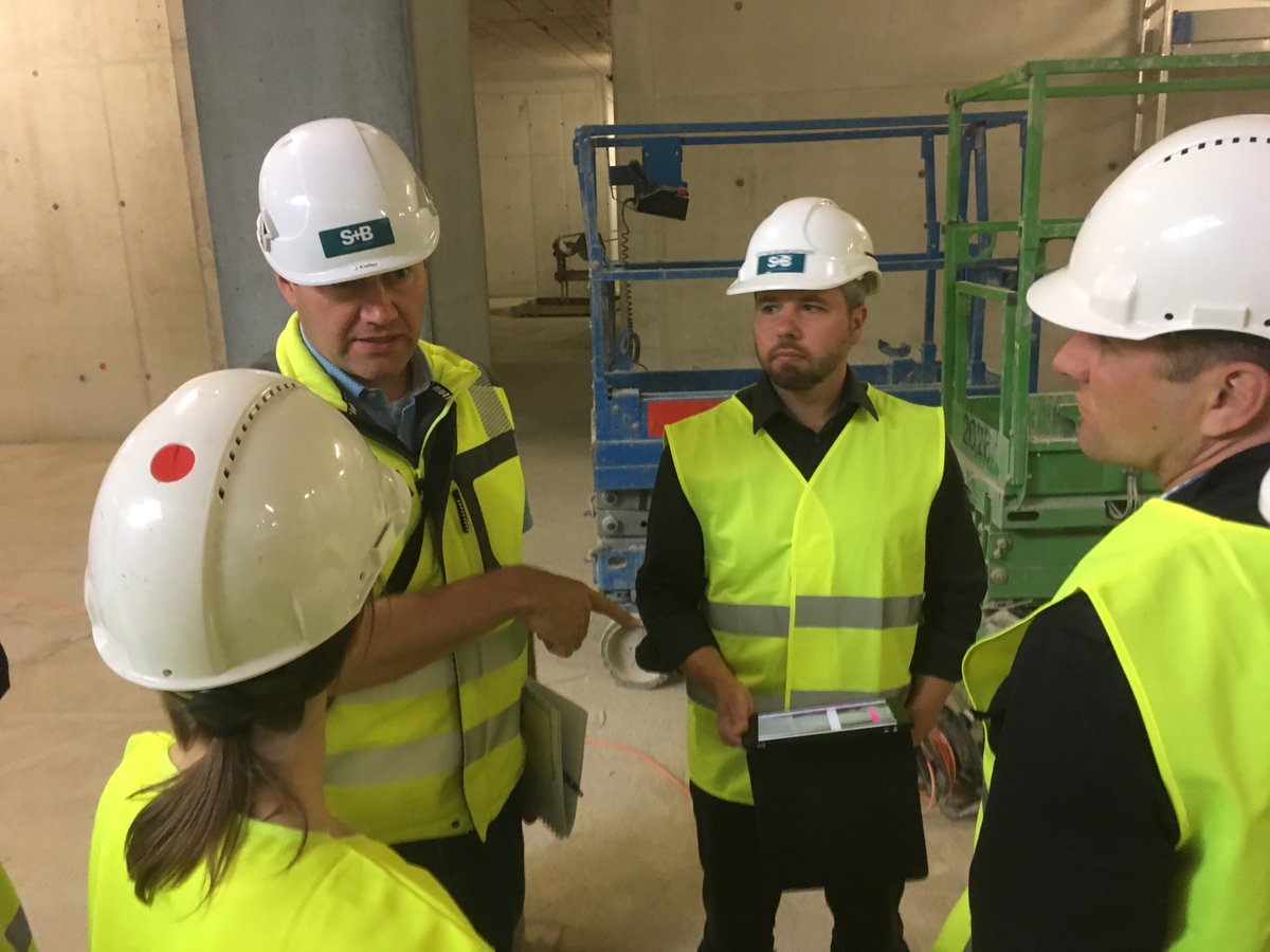 BIM2swiss's tweet photo. @BIM2swiss findet gelebtes #BIM2field bei S+B Baumanagement in interner Baustellenschulung TOP. #BIM S+B mit #@BIM360 unterwegs zum Mehrwert https://t.co/c5GnW7LXPK