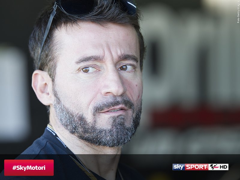 SkySportMotoGP's tweet photo. #UltimOra, incidente in moto per Max Biaggi. Caduto in allenamento sul circuito di Latina. #SkyMotori https://t.co/KeCVExcPA0