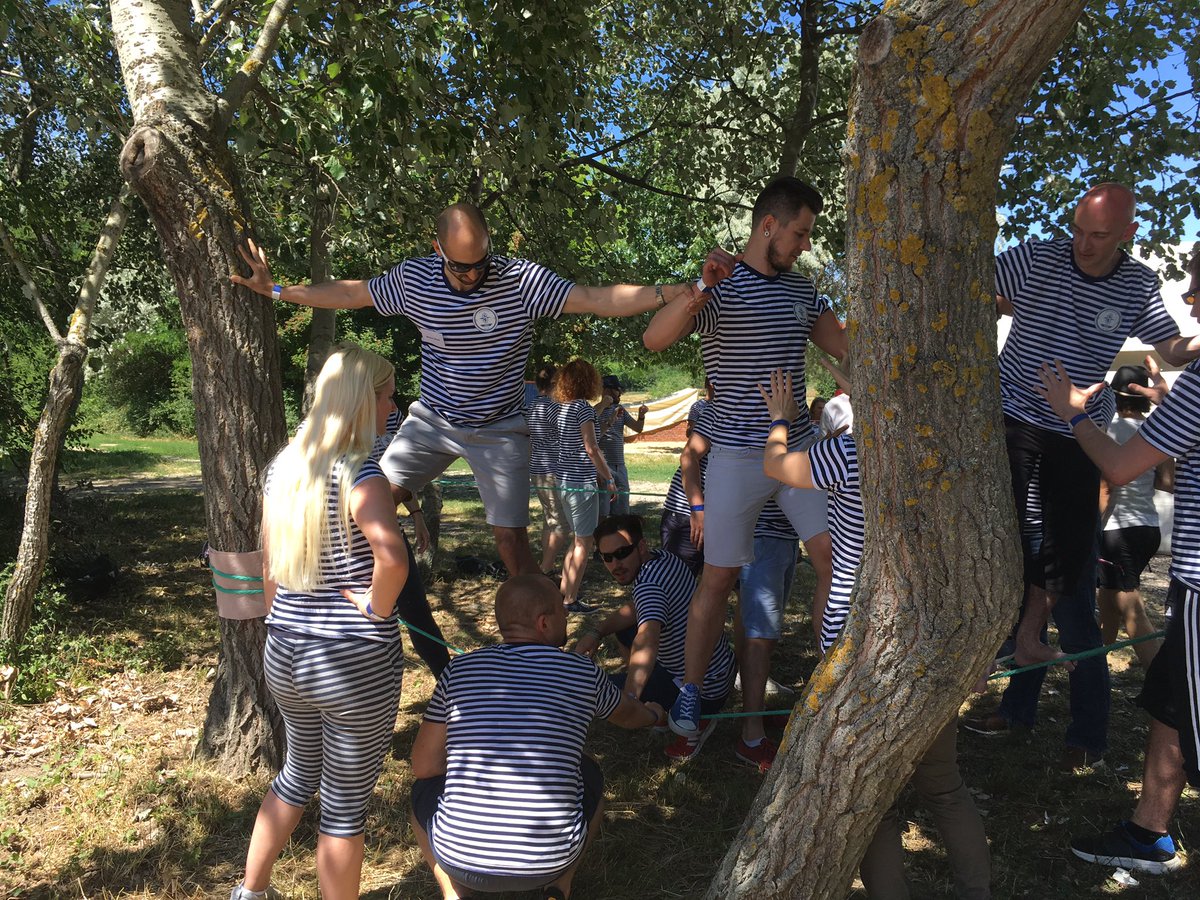 DorkaTweeting's tweet photo. That is just confusing. I hope you guys know what you are doing  :) @ginspet @CapcoSlovakia @Capco https://t.co/8GG1fxx9Ln