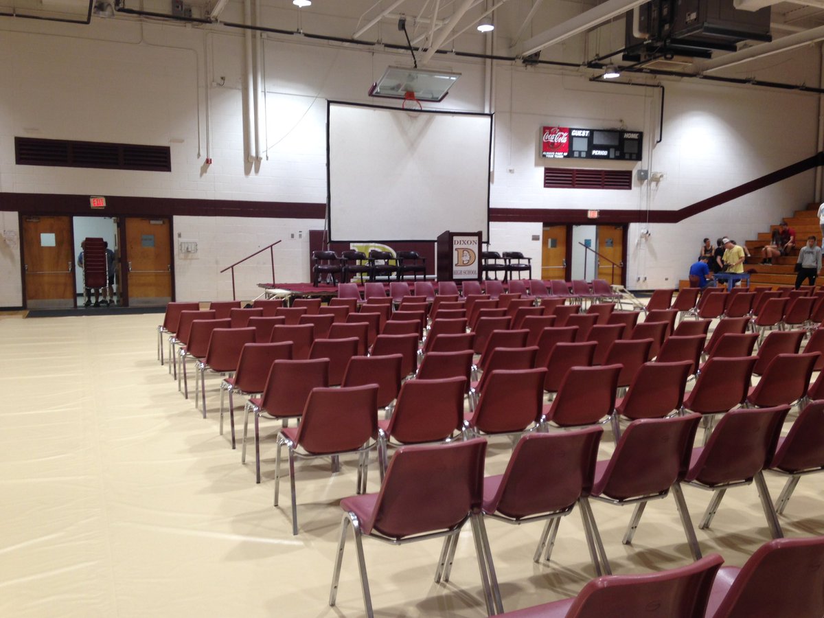 Dixon_Bulldogs's tweet photo. Just a few days away from the #Classof2017 Commencement Ceremony. #TogetherHasPower https://t.co/gyv07Q99Ki