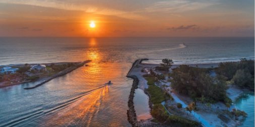 PalmBeachesFL's tweet photo. Now this is what we call a "morning commute."  #ThePalmBeaches #LoveFl #SaltLife https://t.co/zcBzampYI4