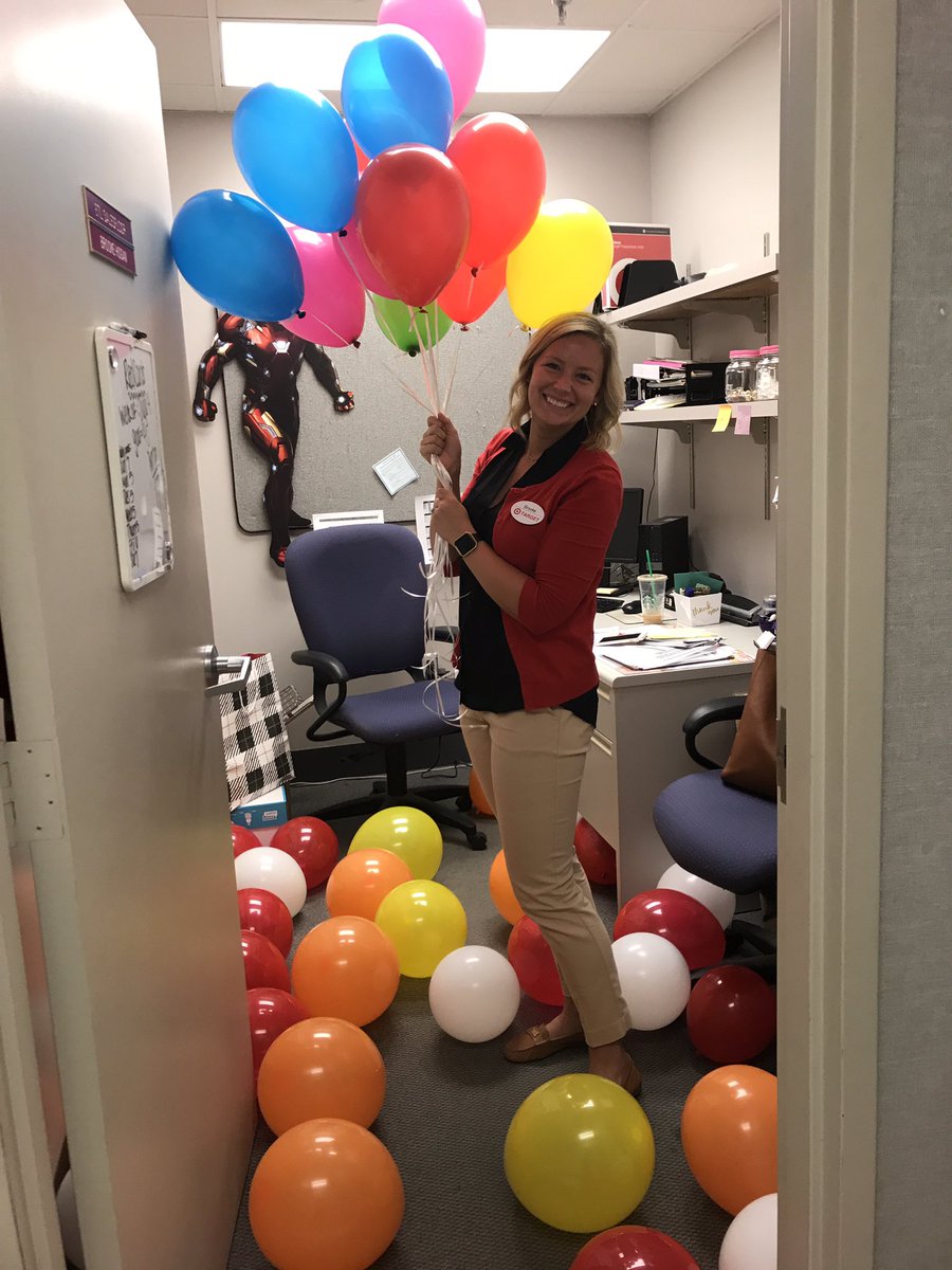 baileyv13's tweet photo. Brooke's welcome on her last day at #891 https://t.co/kbTKJdcrPb