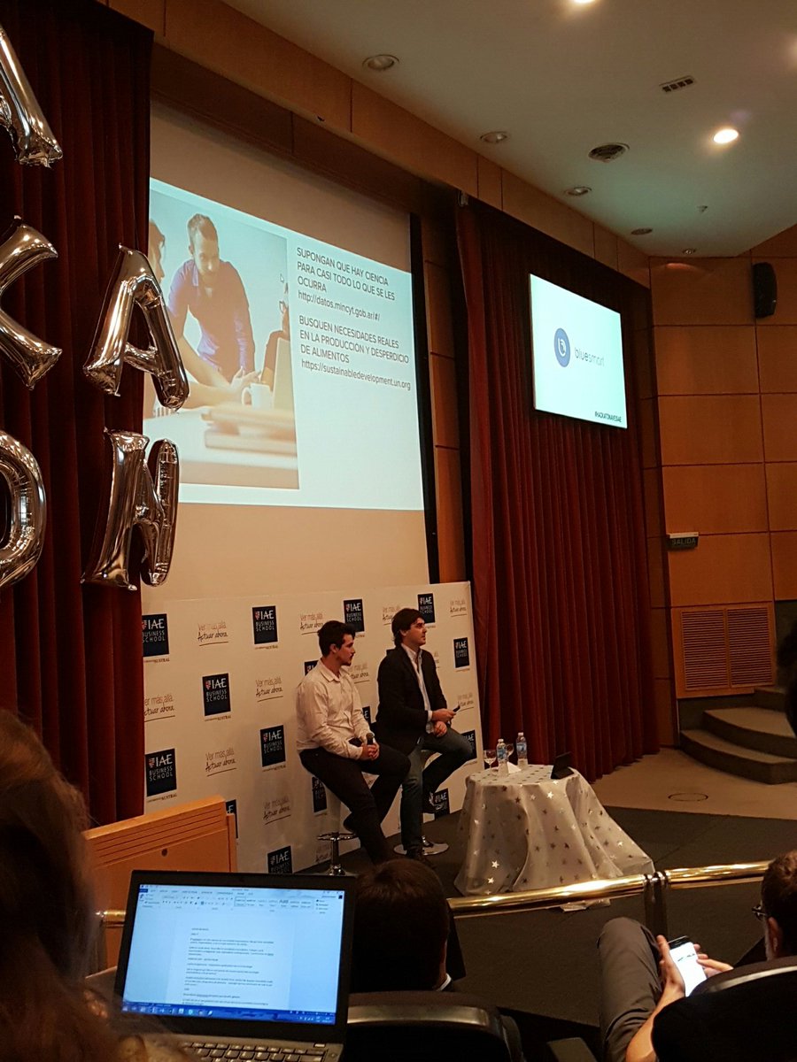 Primer desafío.... alimentos y hambre cero #HackatonNavesIAE <a href="/IAE_Austral/">IAE Business School</a> <a href="/DamsCarolina/">CaroDams</a> <a href="/SilviaTorresC/">SilviaTorresCarbonel</a>