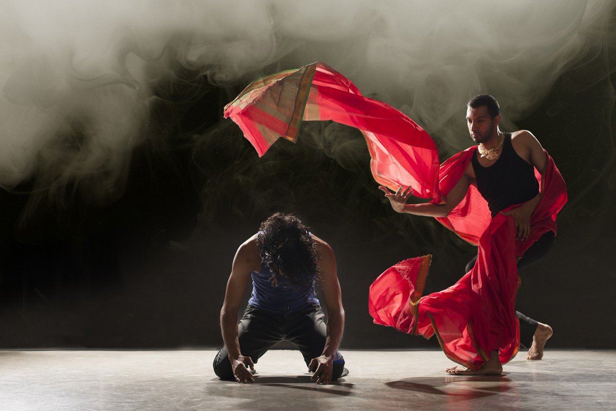 ravennafestival's tweet photo. .@SJeyasinghDance Material Men redux + The Smith Quartett
https://t.co/0mbdPhagm5
10/6 #RavennaFestival https://t.co/OfzdSX0j2c