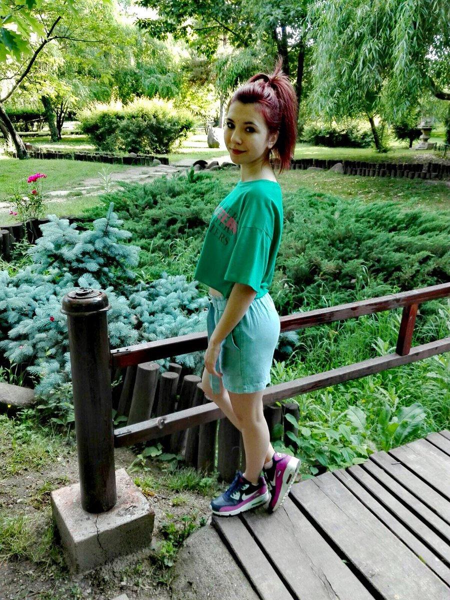 KarinKennet's tweet photo. ✋✋🐒 https://t.co/Wk0mIYmbfS