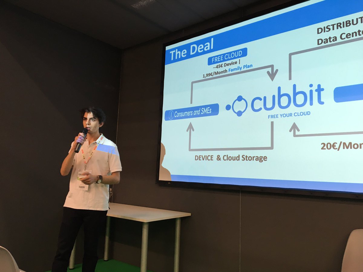 erstartup's tweet photo. Intersting projects to tackle #climatechange at Arena @RegioneER at #R2B2017 fair: #Composharing, @_cubbit @Aster_ER @ClimateKIC #Difly https://t.co/yv114JIUhr