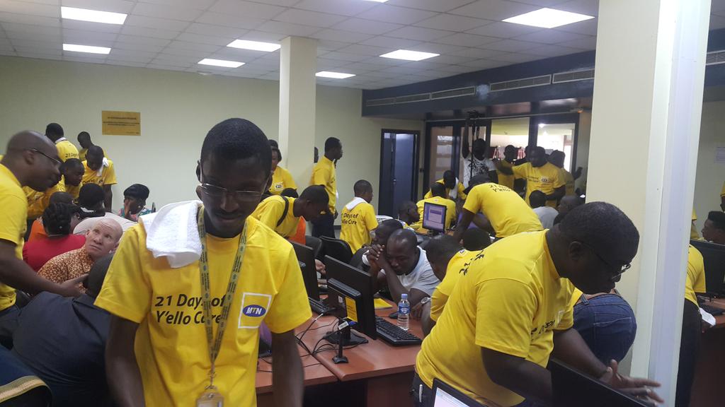idrissn1's tweet photo. @mtnci, pendant 21 jours, pose des actions citoyennes dans le domaine de l'éducation #ShareKnowledge #YelloCare @Drmtnb @hdano @regisbamba https://t.co/pLcLRHy1uz