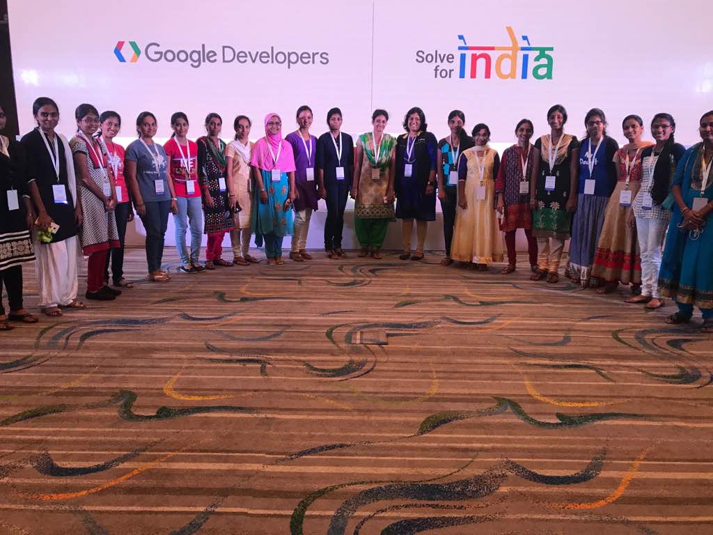 GoogleDevsIN's tweet photo. It was great to connect & engage with the #WomenTechmakers in #Vizag! @WomenTechmakers #GoogleDevRoadshow #SolveForIndia https://t.co/g4SGESl5P0
