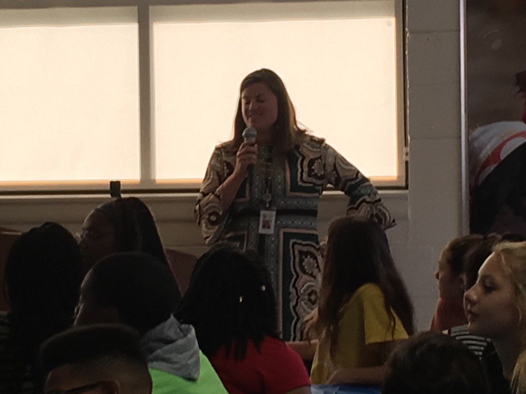 BobbyK1215's tweet photo. YHS's Dr. Butler welcomes YMS 8th graders at their 1st annual celebration breakfast!!#ymstags https://t.co/vYZTshn36n