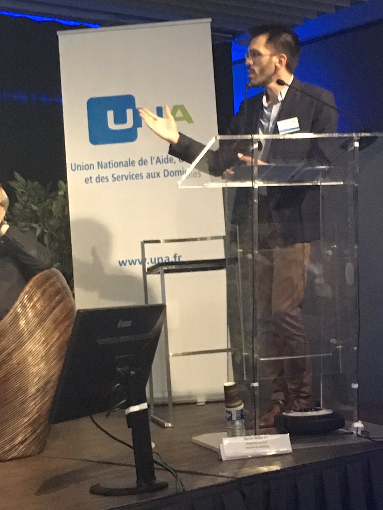 wippernlo's tweet photo. Dernière table ronde sur rendre visible un projet politique @UNAdomicile acteur de santé (technique, relationnel, prévention et social) https://t.co/07uQhe5ntV