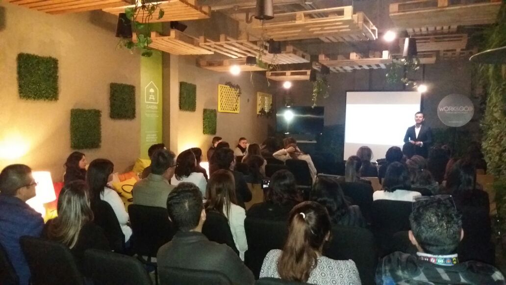 WorkAndGo's tweet photo. @WorkAndGo y @INNovativaCol #capacitando #emprendedores y #empresarios en #GestionHumana. Porque #unidossomosmás https://t.co/40J7SaP61w