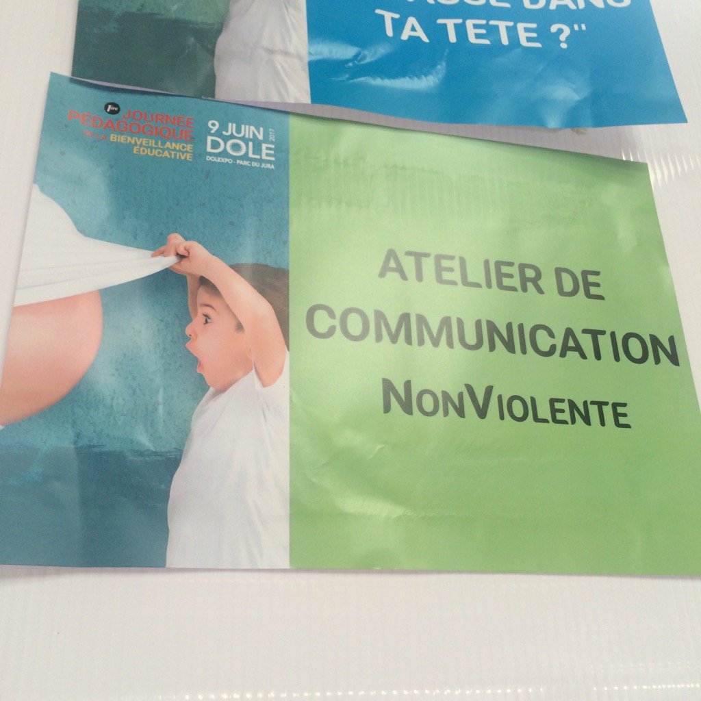 DominiqueBours2's tweet photo. #JPDole on poursuit les ateliers. Tous passionnants... Et en écho de nos Orientations Pédagogiques @Babilou_fr https://t.co/cfNXaVhRyG