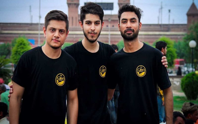 RaisePakistan's tweet photo. @Ufone Teaming Up with Rizq to Fight Food Wastage and Hunger
Click for Details: https://t.co/qnZmZSDAB5 https://t.co/5ydE8vR8Z9