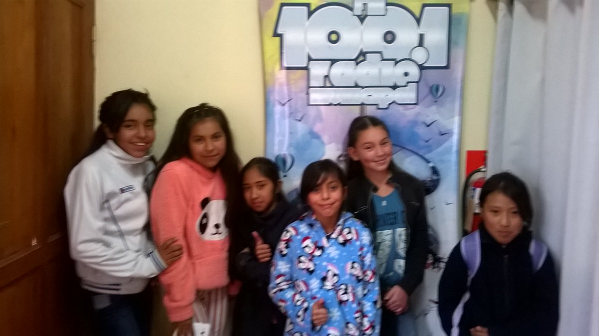 neivirginia's tweet photo. #TuVozMiVozNuestrasVoces #Conectados a Playones #YoTomoLaPalabra mañana FM 100.1 Radio Vaqueros, https://t.co/4HgpLylviy @fedexdada https://t.co/hBVDUo5dJz