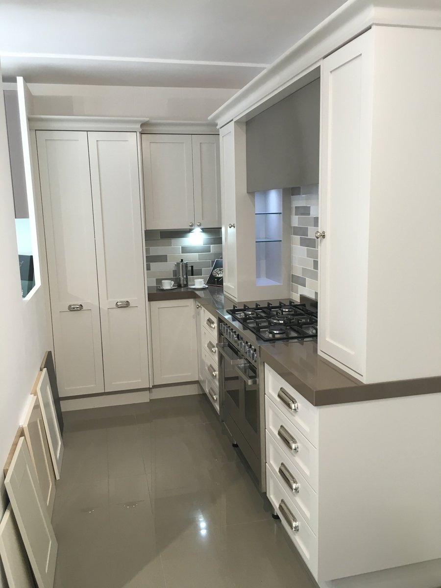 maisoncreations's tweet photo. UPTO 70% OFF DISPLAY UNITS
Tissetanta and hand painted quality units, kitchens include appliances
#kitchens #TVunit #Appliances https://t.co/LXDk2fwCR3