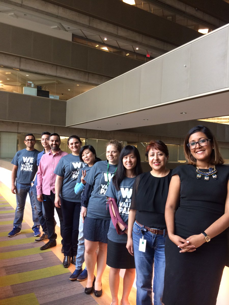 JACentralON's tweet photo. Our #JACOVolunteers from @fidelitycanada are wearing their shirts they received at @ValleyParkMS for facilitating #JAProgramDWS in May! https://t.co/RiXac9pIfJ