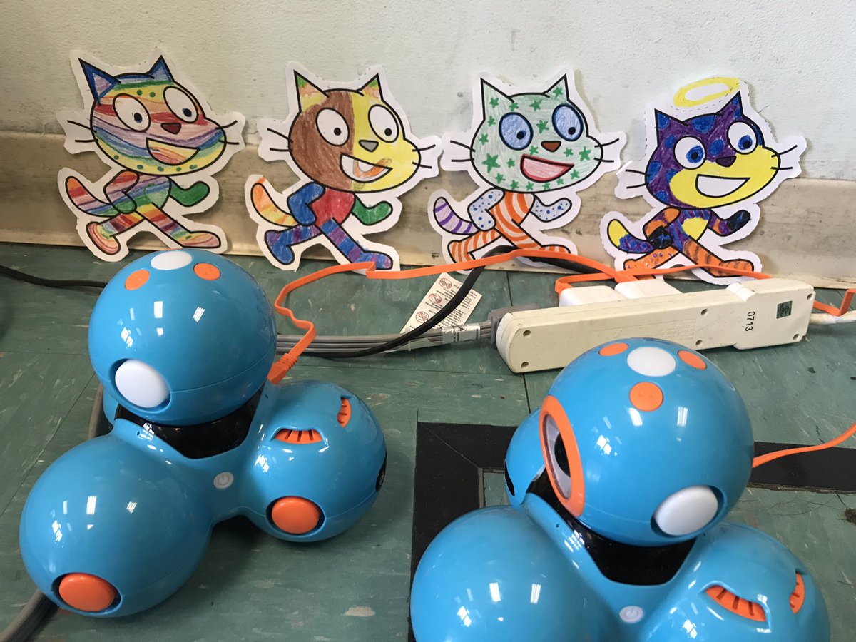 ms_deljuidice's tweet photo. PS48s #FlatScratchCat & Dash chatting about their upcoming weekend in Cambridge @willaperagine @karen_brennan @ScratchEdTeam @scratch https://t.co/xsQZKjNbo1