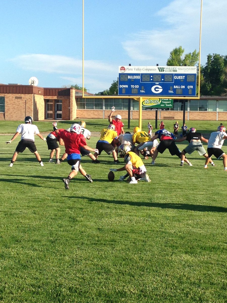 epicteamcamps's tweet photo. Practices are getting wrapped up for tomorrows @WestNebAllStars game! 
#epicfootballcamps https://t.co/PLdCSqfRkN