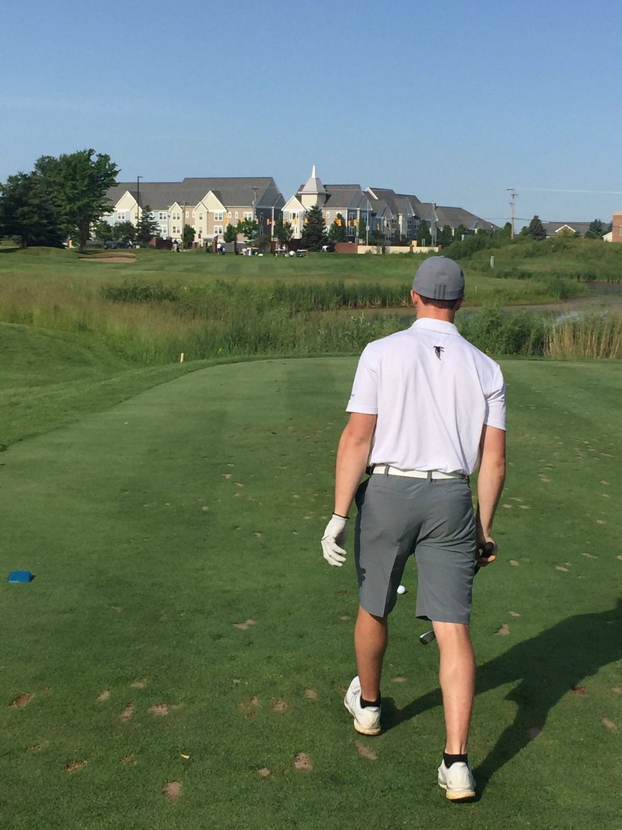 Divine Child Golf tweet media