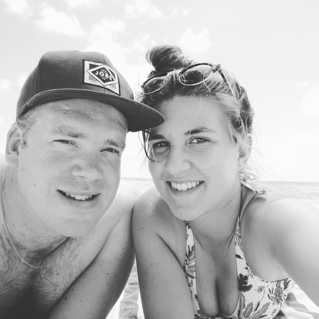 JonnyRowe1's tweet photo. Amazing honeymoon so far with the love of my life! Still 1 week to go! 🐟🐠🐋🦑🐙🦀😍 https://t.co/3kxqM4mK5r