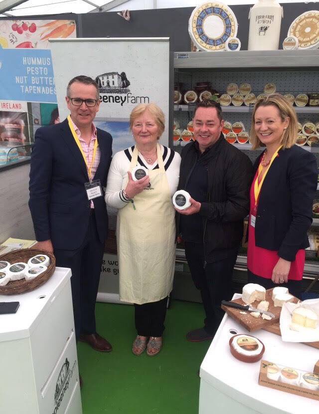 SimplyBetterDS's tweet photo. If you like cheese, you will love our award winning Irish cheese selection #CashelBlue #RipeCooleeney #VintageCheddar #NationalCheeseWeek https://t.co/IVOnhYlSxP