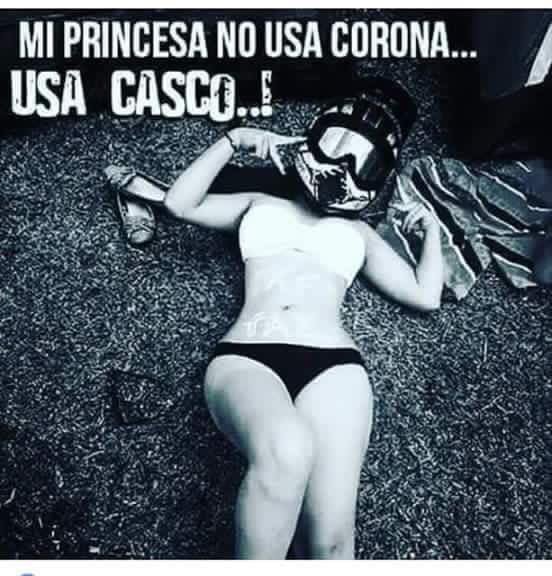 SergioHLopez's tweet photo. La princesa de un biker no quiere una corona! Quiere su casco! 👊🏻 https://t.co/HlilLlJOws