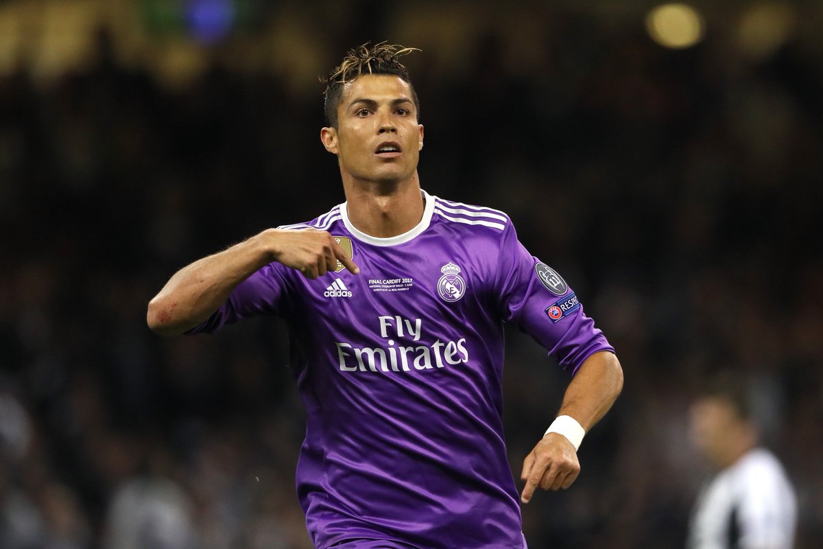 ronaldo purple jersey