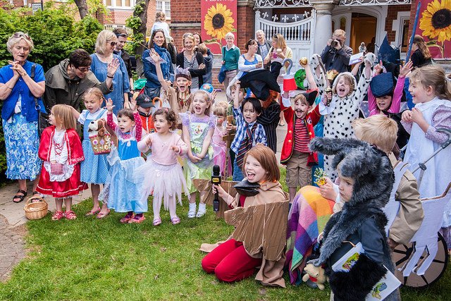 BedfordParkFest's tweet photo. Fancy Dress Parade &amp; Competition tomorrow at 11 at Green Days. Meet @StMichaelsW4 at 1030. With thanks to @Trotters  https://t.co/vcRWJhL018 https://t.co/tN2qtrclxE
