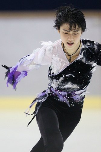 3.11 Then and Now yuzuru hanyu kobe white legend tsunami earthquake swan