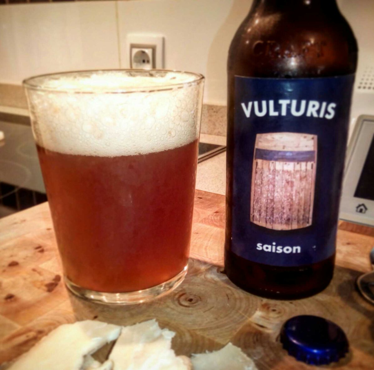 angelpolo76's tweet photo. #SanBeernes con la #Saison de #Vulturis #OcejonBrewing #Belga #CraftBeer #ArriBalaBirrA #PoloBrewery https://t.co/PDn82P2B7n