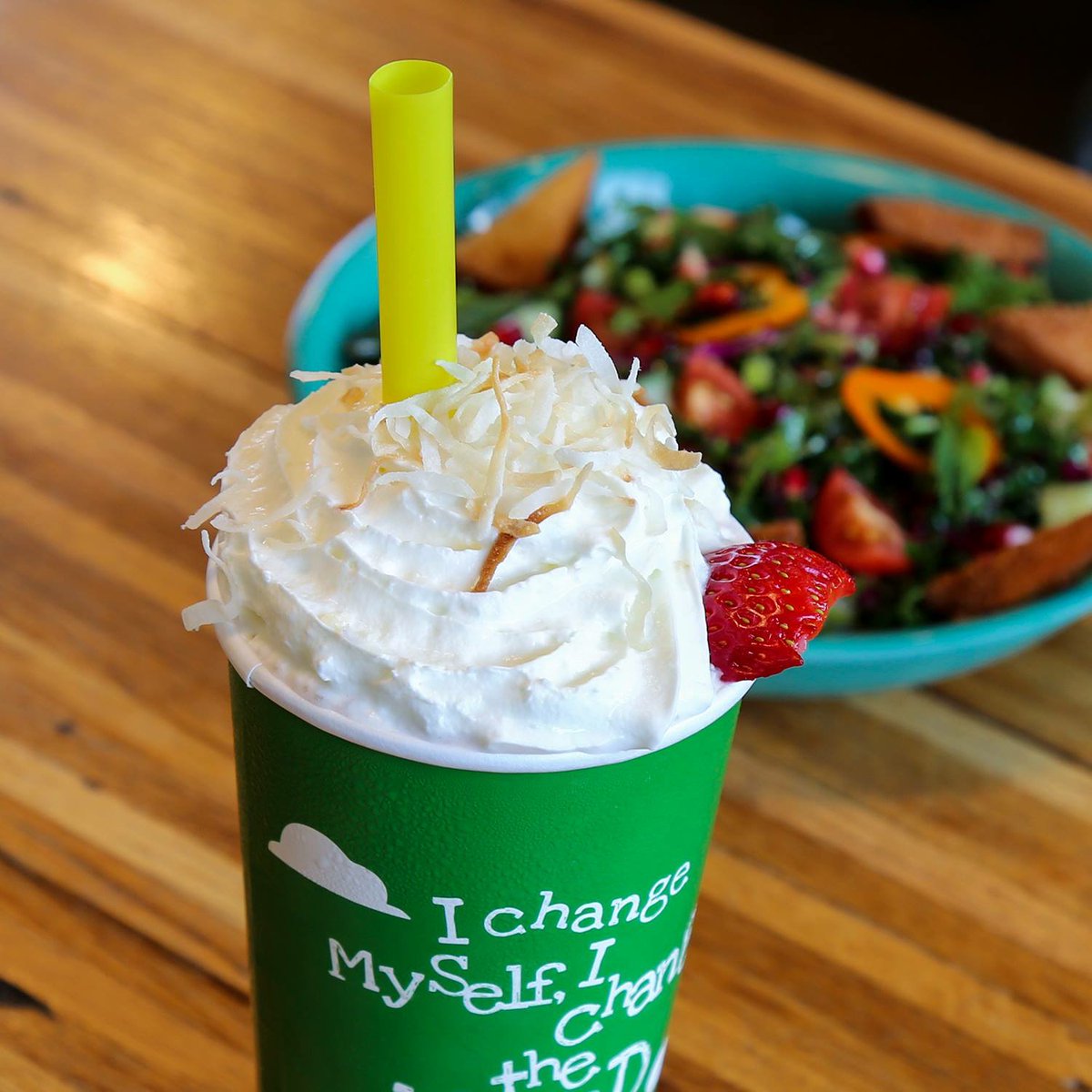BromeModernEats's tweet photo. Join us at #BromeBurger today! Try one of our creamy custard shakes, this monthβs Crispy Chicken Sandwich, or our Mediterranean Kale Salad! https://t.co/SbwnZuQGyL
