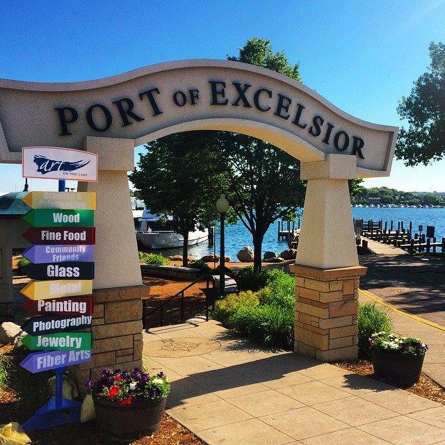 AOTLExcelsior's tweet photo. It may be hot this weekend but Excelsior is named one of the 35 coolest suburbs by Thrillist. Check out the article! https://t.co/jTjj9Xir6f https://t.co/BPoicy6N67