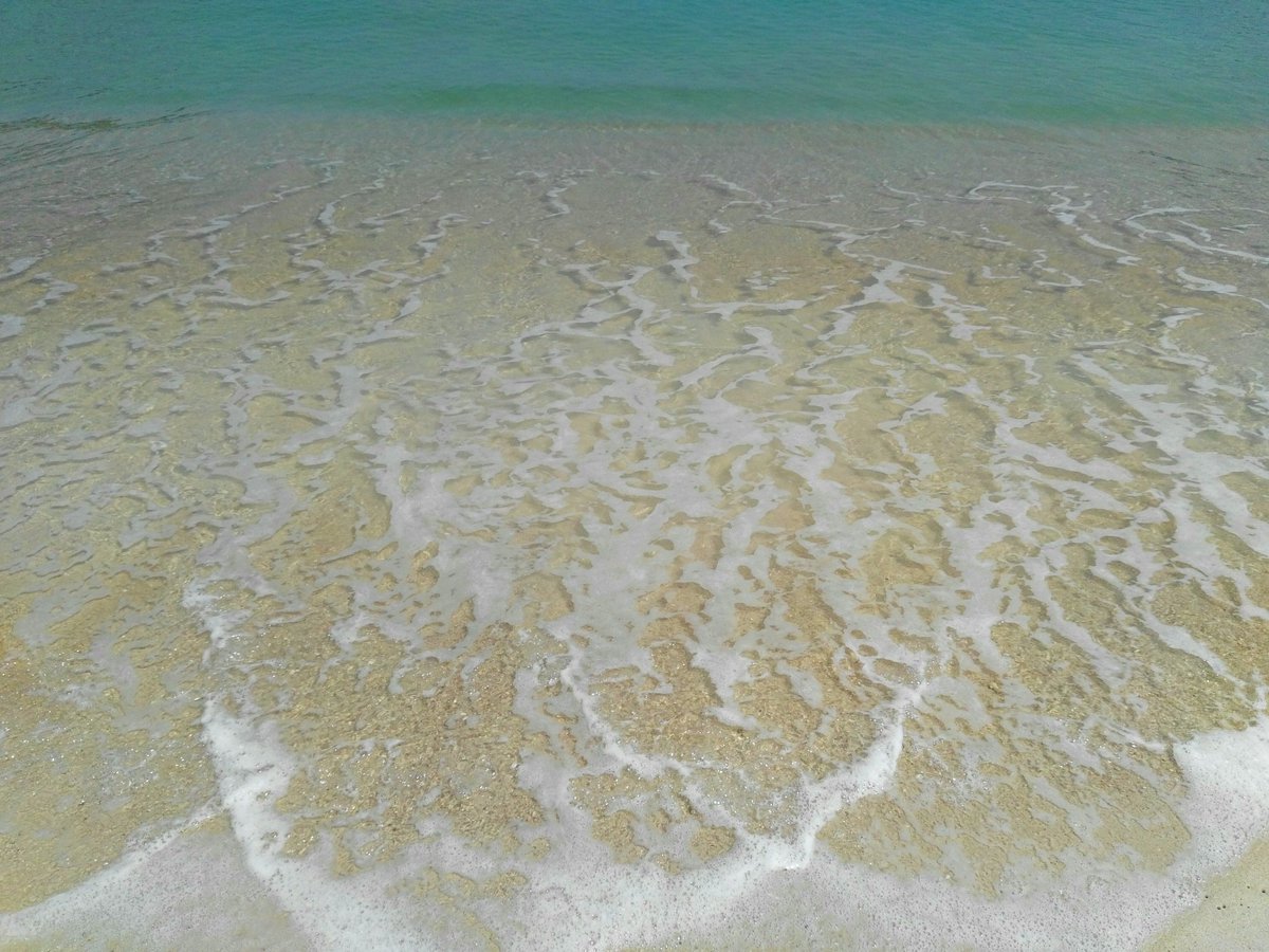 MamacitaGarcia's tweet image. Beach today :) 💙
#teluknipah #pulaupangkor #beachbum #nipahbeach #pangkorisland