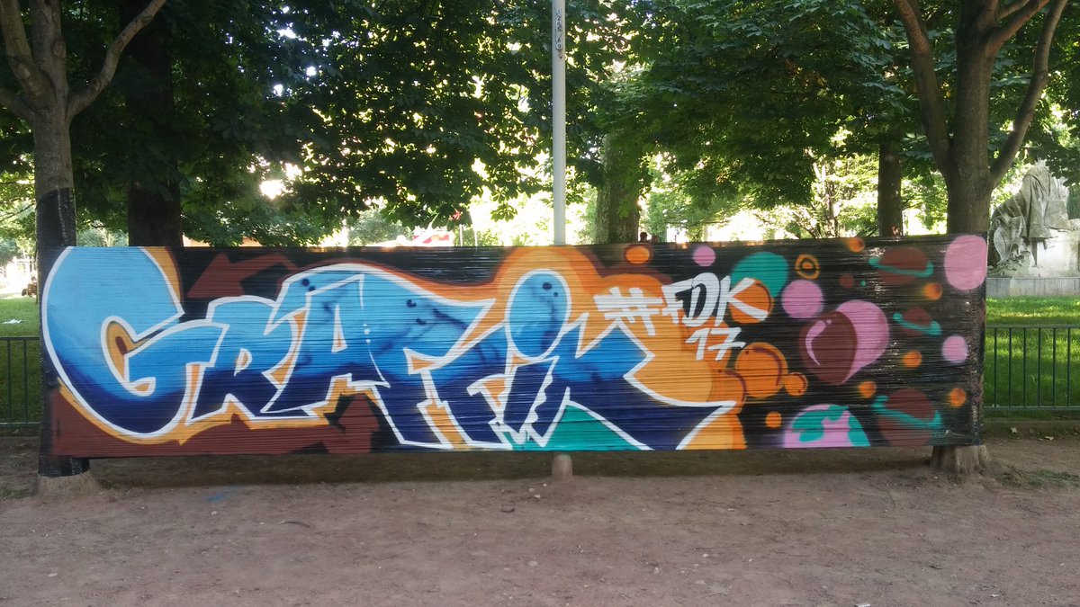 Pat2Catt's tweet photo. Graff' cooool 😎
🎨
#FDK2017 #Lyon #graffiti https://t.co/oaeaXsuBQk
