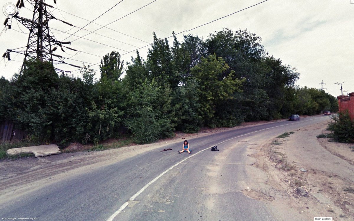 bitsoffreedom's tweet photo. Vette Google Street View kunst van @jonrafman. We praten met @kovanthek op https://t.co/EgWQFKoI1f #internetkunst https://t.co/I6XgrIZrJu