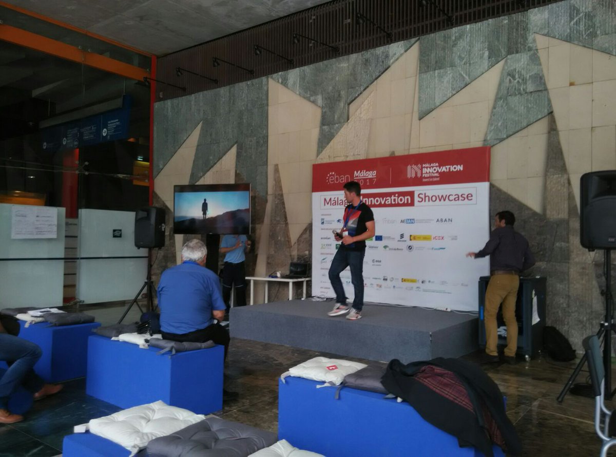xmigrations's tweet photo. Xmigrations pitch en el #eban2017 #malagainnovationfestival @eoi @infoRMurcia @Yuzzing https://t.co/o4MHOwENQn