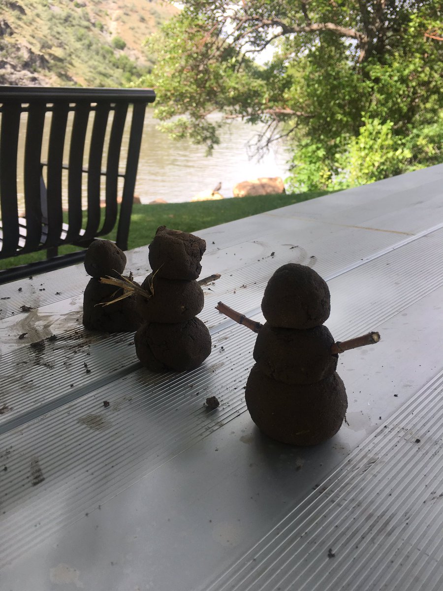 TheSheriAnn's tweet photo. Once there was a mud-man #ususummer https://t.co/3f9isFzMNZ