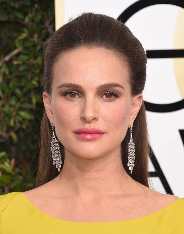 VoyanceAlice's tweet photo. C'est leur anniversaire aujourd'hui : Johnny Depp et Natalie Portman sont Gémeaux ! Les #Gémeaux sont #Curieux #Drôles #Inventifs https://t.co/njv66xl83J