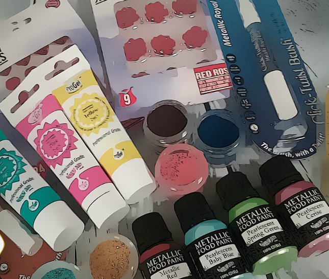 #Competition time! RT and follow for a chance to win a selection of goodies worth over £50 #RTtoWin #FreebieFriday #FridayFeeling Ends 12/07