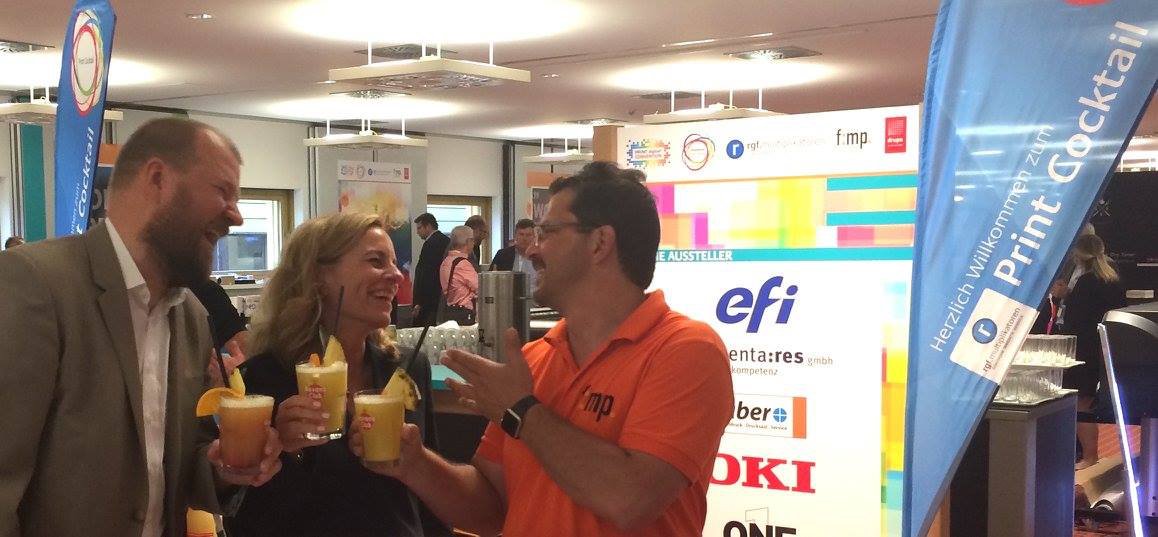 SheldonNazare's tweet photo. PRINT digital CONVENTION im goldenen Gewand: Rückblick und Rundgang in Text und Film
https://t.co/XJtqjWfVua https://t.co/bZBdMeE7NP