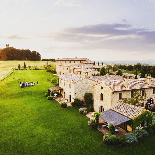 A #luxuryholiday fit for a president <a href="/barackobama/">Barack Obama</a> recently enjoyed the stunning <a href="/BorgoFinoc/">Borgo Finocchieto</a> in #Tuscany Exquisite Italian luxury! #luxtravel