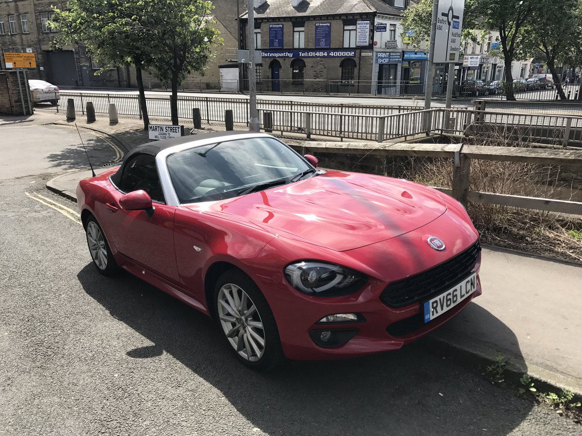 BrakeMagazine's tweet image. Fiat’s iconic 1960’s Spider is back, exactly 50 years after the original was launched in 1967. Check out our review: brakemagazine.co.uk/reviews/2017-f…