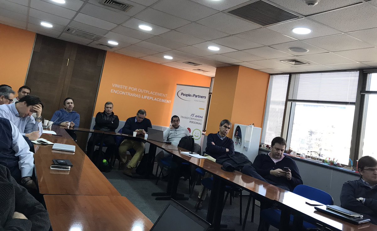 rcorbal's tweet photo. ChristianPuebla nos muestra su emprendimiento de #CierreDeFaenasMineras #Consultora #emprendedor @People&Partners #comentarYcompartir https://t.co/lmH19wwk2k